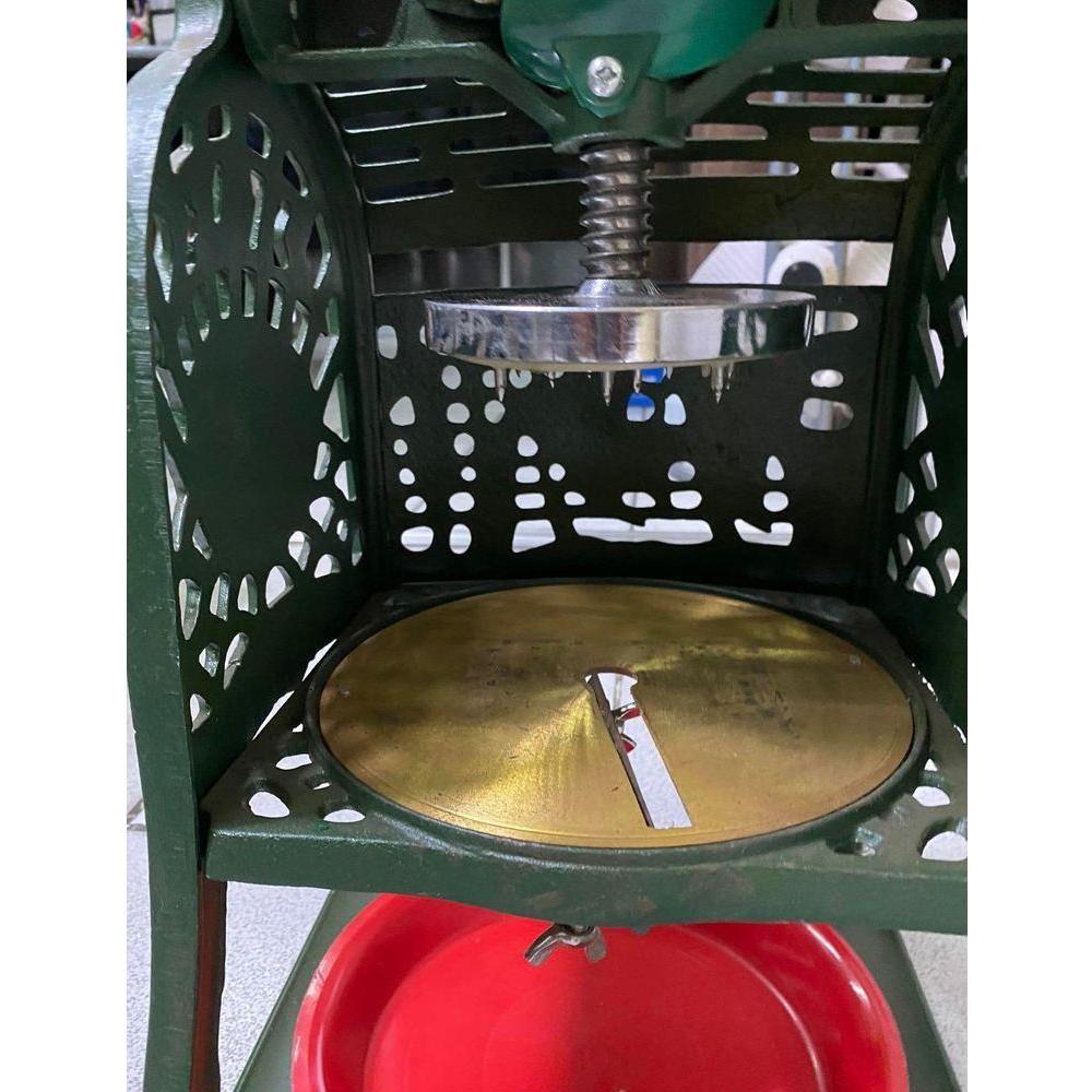 Meiho Manual Ice Shaving Machine - KHM Megatools Corp. Meiho Manual Ice Shaving Machine - KHM Megatools Corp.